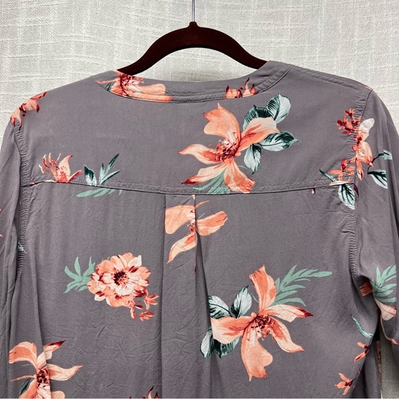 Torrid Harper Grey Floral Challis Pullover 3/4 Sleeve Blouse - Plus Size 00 - Picture 7 of 9